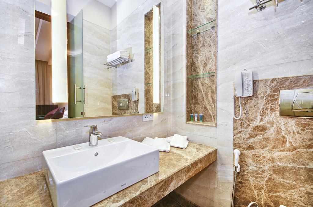 La Sagrita Hotel New Delhi Luaran gambar