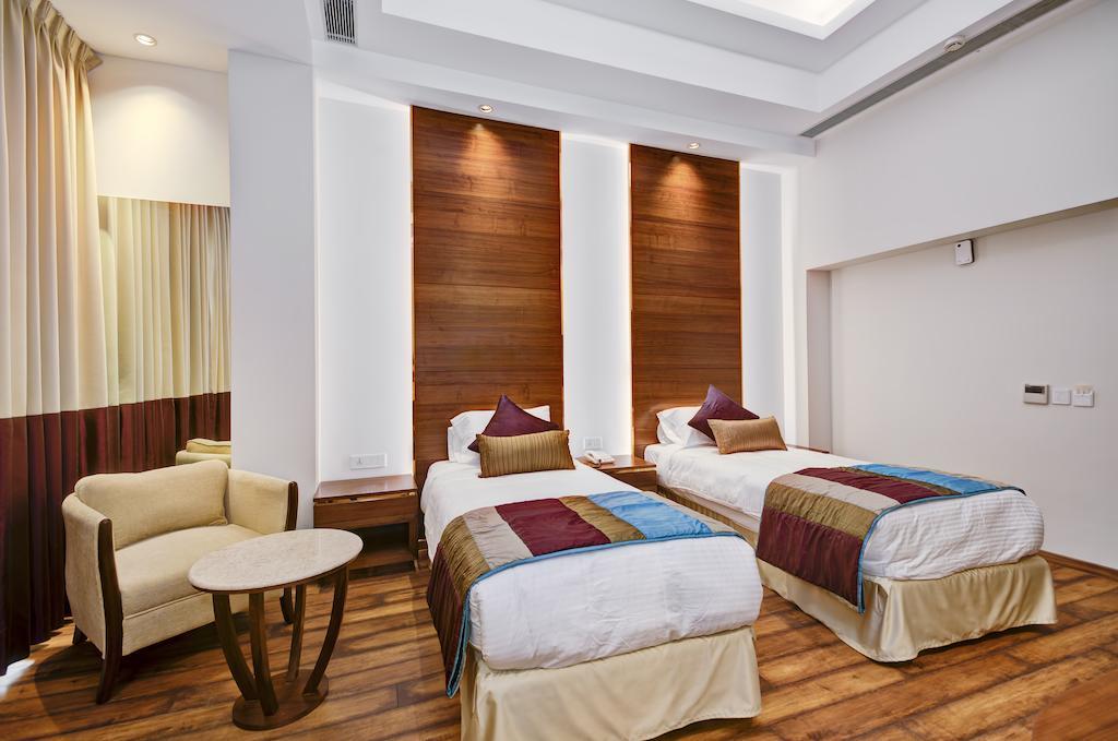 La Sagrita Hotel New Delhi Luaran gambar